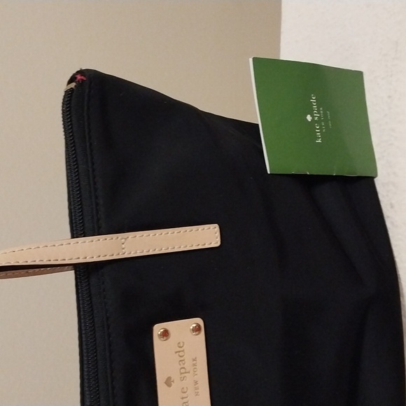 Kate Spade ♠️ Black Nylon Bag - Picture 3 of 8